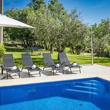 Karla, Private Pool, 3 Bedroom 度假居